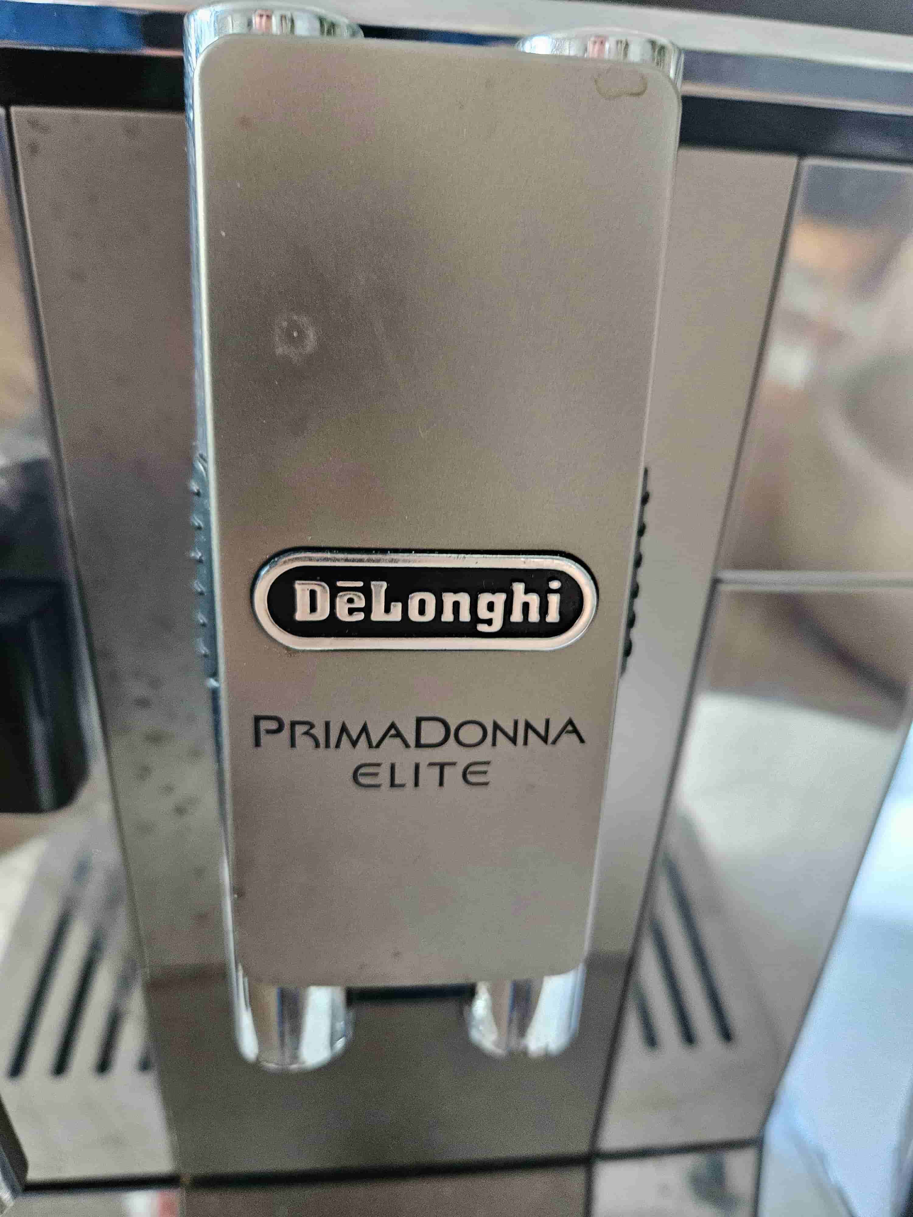 De'Longhi PrimaDonna Elite ECAM 650.55.MS
